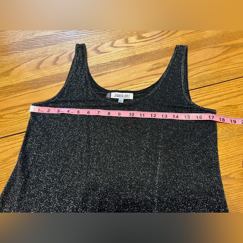 Metallic Sparkly Sleeveless Tops Lot 2 🪩 - Picture 6 of 12